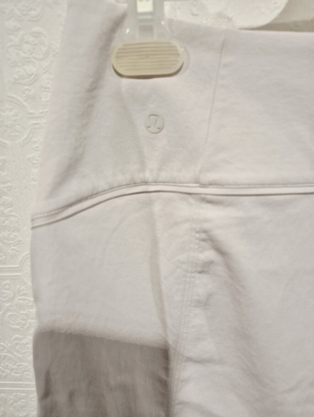 Lululemon In Power Mid Rise Short 8" Dune - Picture 6 of 8